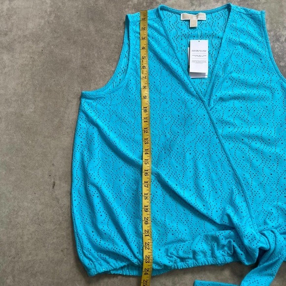 Michael Kors Shirt Womens 0X Aqua Blue‎ Eyelet Stretch Faux Wrap Top Sleeveless - Picture 4 of 11